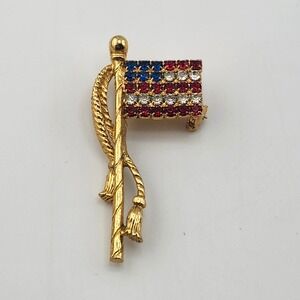 American Flag Brooch Pin‎ Rhinestone Gold Tone Patriotic USA Jewelry